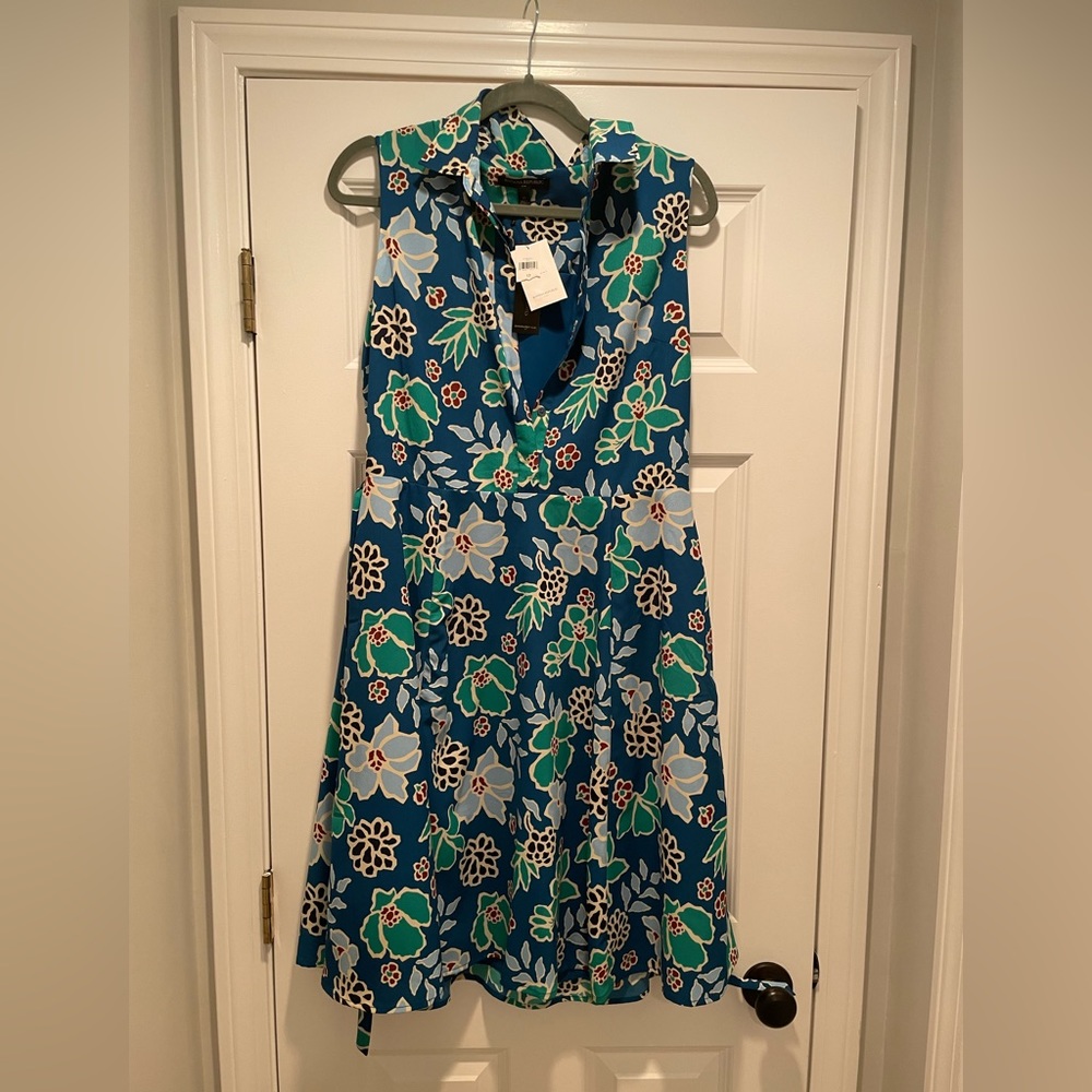 Banana Republic Dress size 12. New with tags.